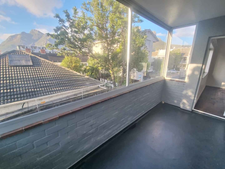 2 Bedroom Property for Sale in Tamboerskloof Western Cape